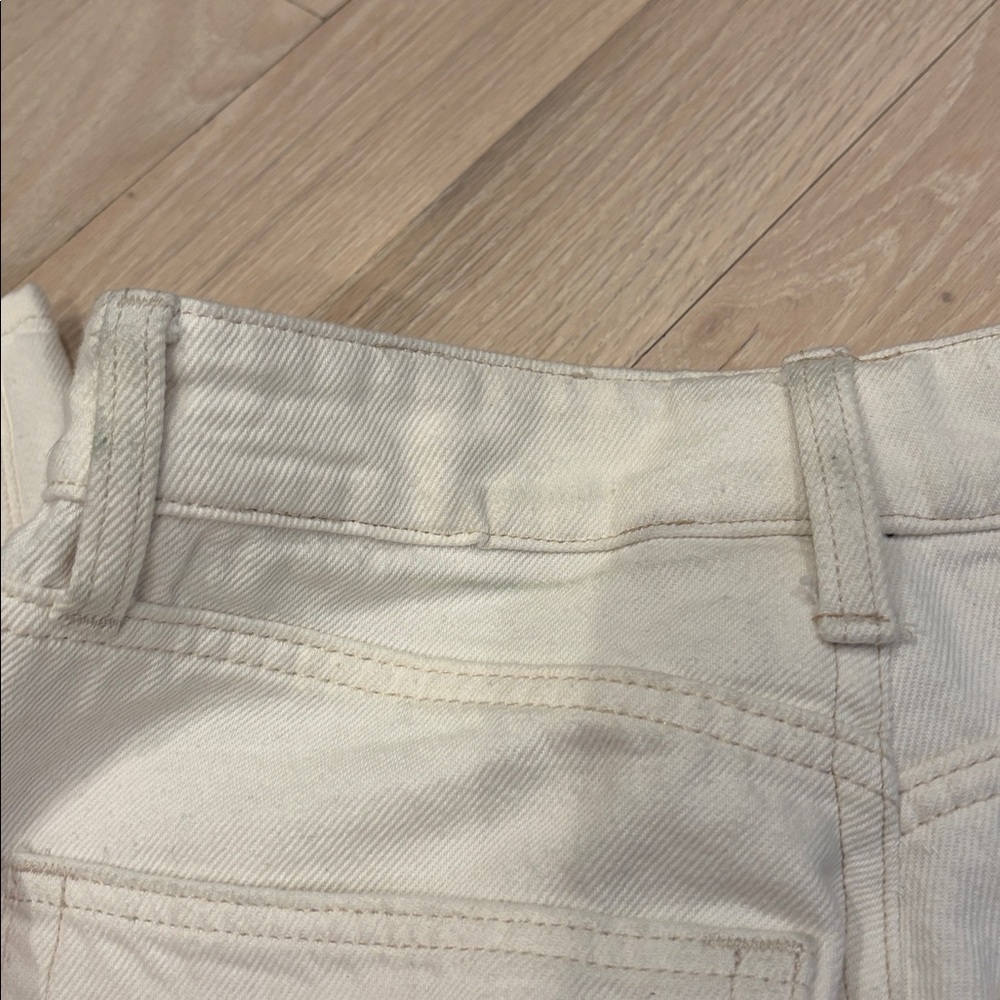 H&M white barrel jeans, Size 2 - Picture 5 of 5